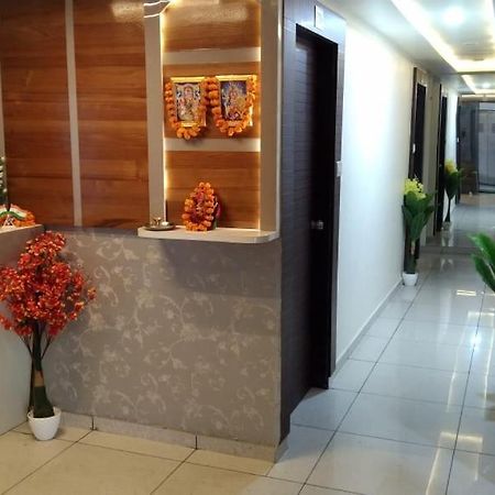 Hotel Atlanta Ahmedabad Buitenkant foto