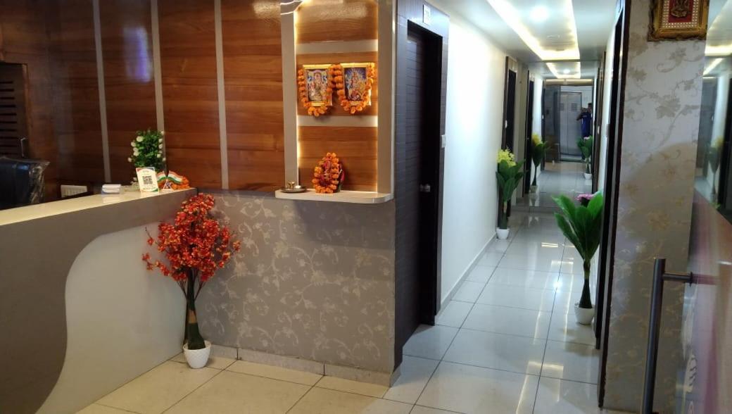 Hotel Atlanta Ahmedabad Buitenkant foto
